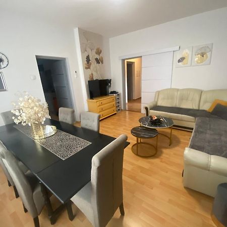 אוגולין Apartman El מראה חיצוני תמונה